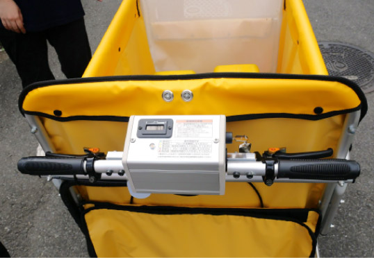おさんぽカーに搭載された電動アシストユニットイメージ